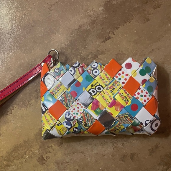 Retro Dots Candy Wristlet! - Picture 2 of 5